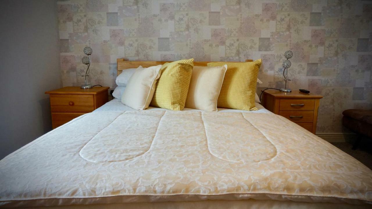 Bed and Breakfast Cartron House Ballinakill  Экстерьер фото